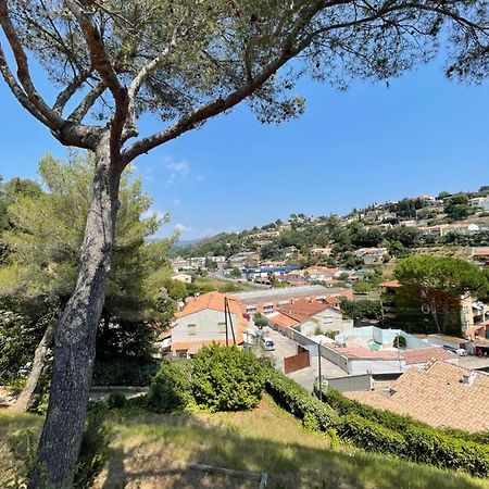 Studio En Bas De Villa Avec Piscine Proche Bord De Mer カーニュ・シュル・メール エクステリア 写真